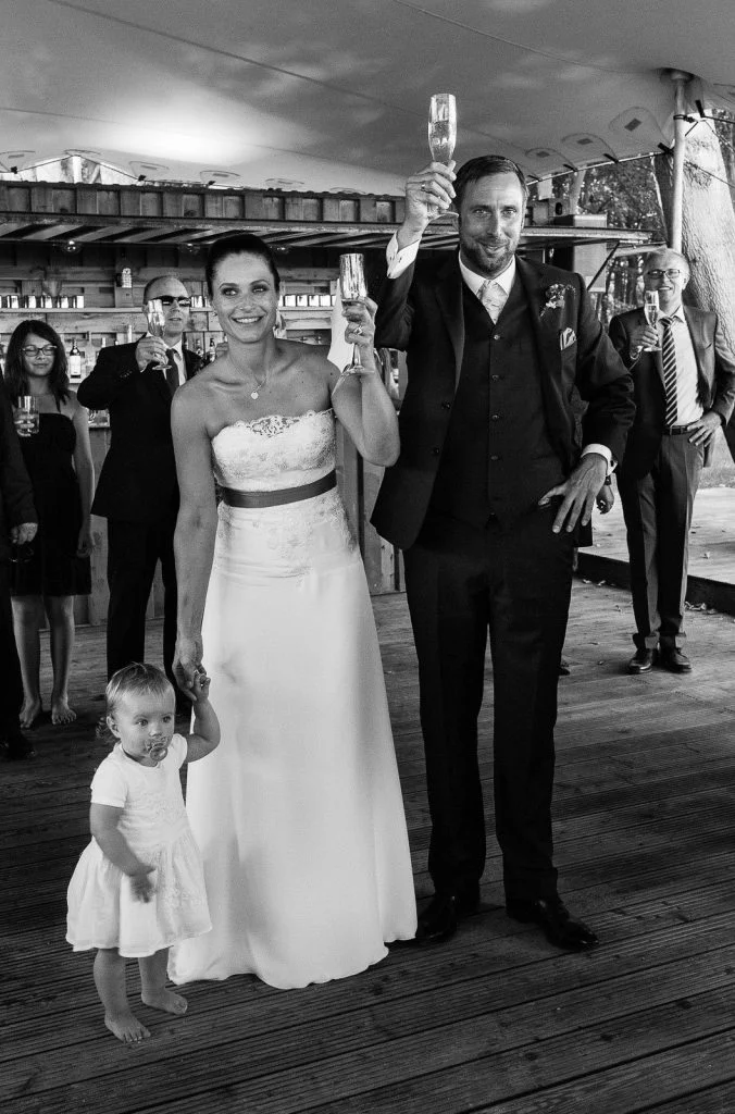 Sektempfang am Bootshaus Weissenhaus vom Schloß Grand Village Resort am Weissenhäuser Strand an der Ostsee beim Hochzeitsfotograf Hamburg