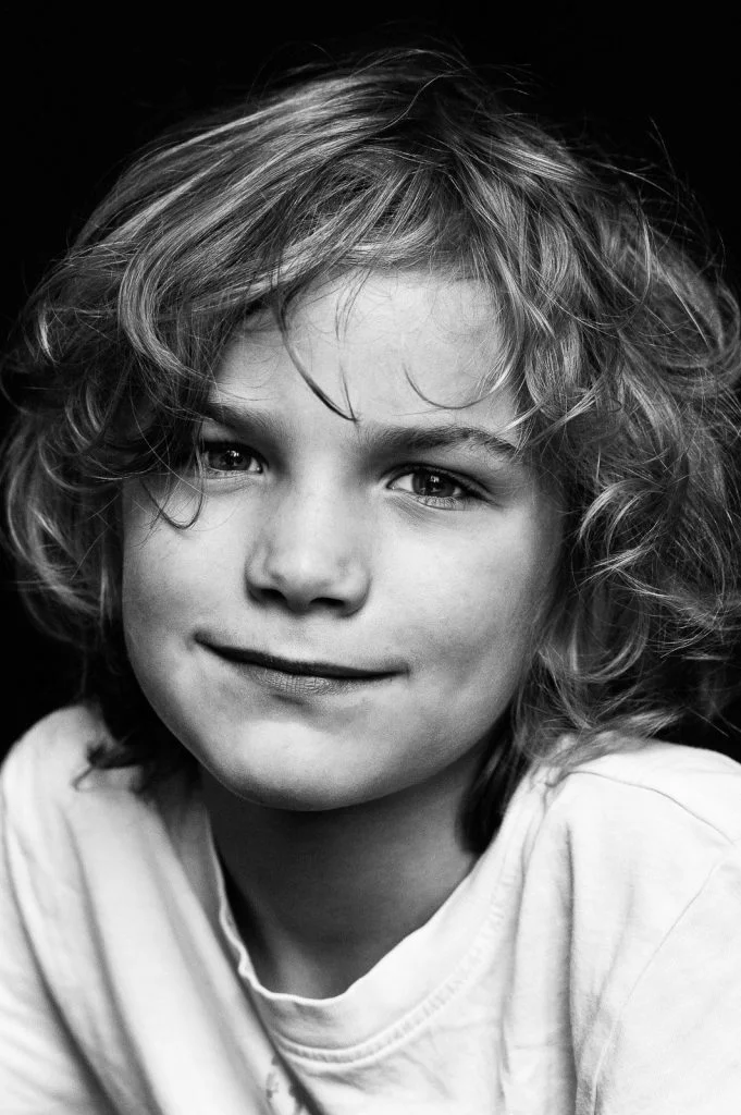 Close-up vom Kindergesicht bei der Familienfotografie und Kinderfotografie mit Tageslicht in Hamburg Ottensen