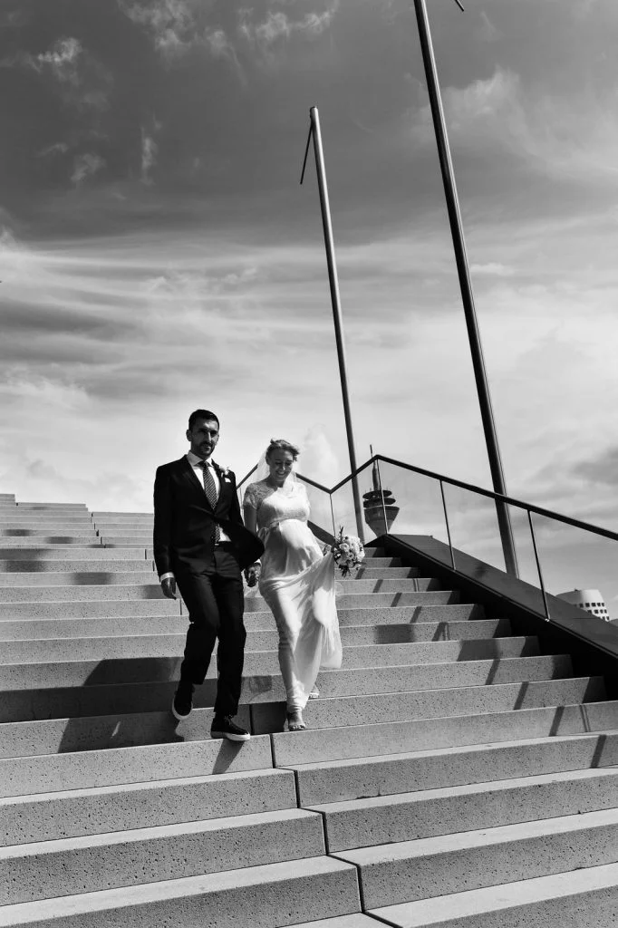 Hochzeitsportraits in Düsseldorf am Rhein